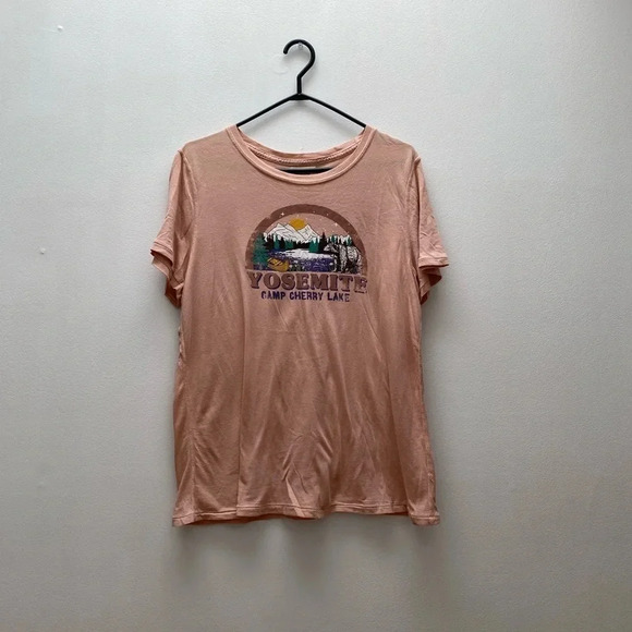 ANTHROPOLOGIE - Retro Yosemite TShirt - Picture 1 of 7